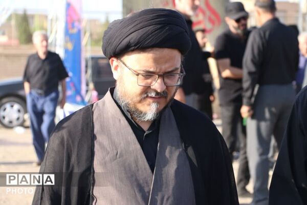 کلنگ‌ هنرستان ۶ کلاسه «زنده یاد محمد یوسف صنعتی» کوهپایه به زمین زده شد