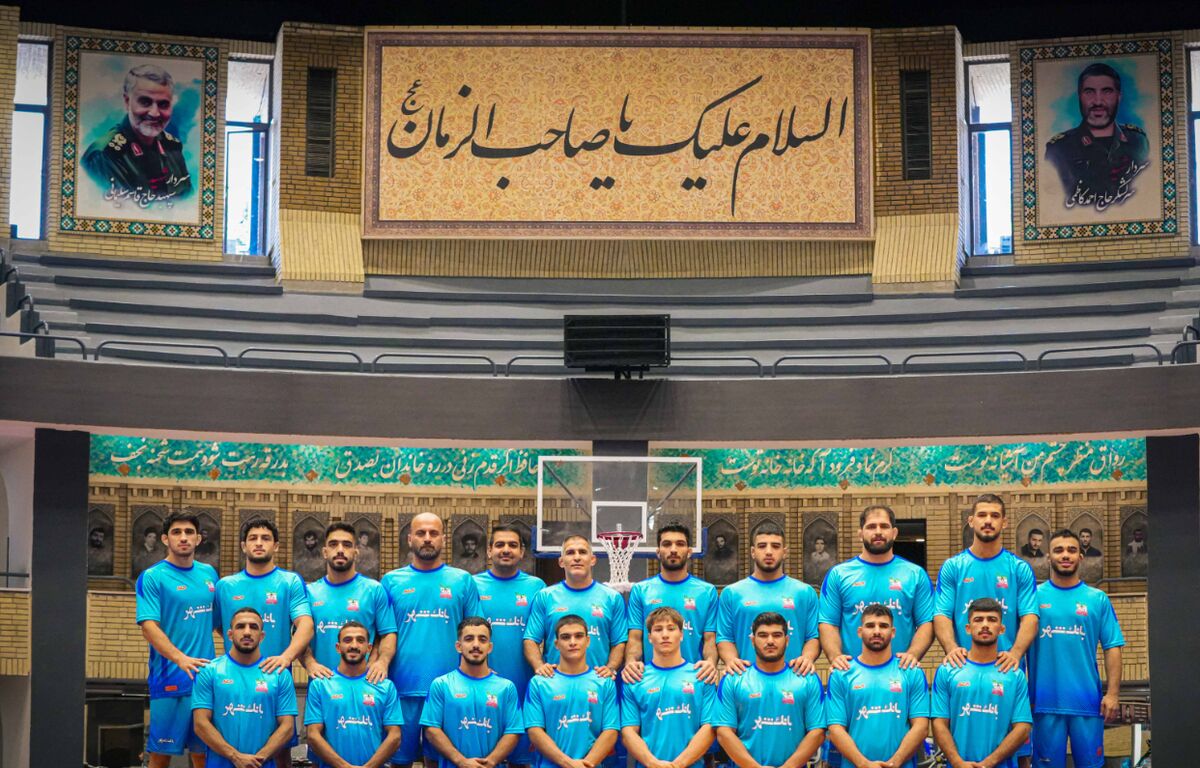 تیم منتخب کشتی آزاد ایران راهی ایروان شد