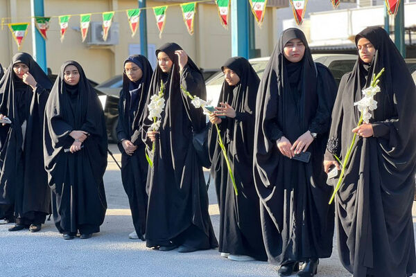 نمایشگاه دانش‌آموزان تراز انقلاب اسلامی استان بوشهر