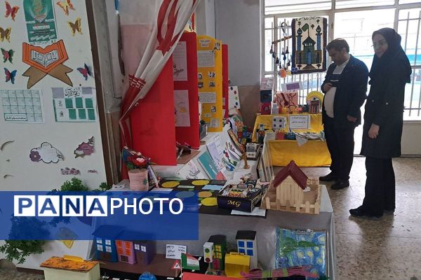 برپایی نمایشگاه دست سازه ها دانش آموزان وجشنواره غذامعلمان  درمدرسه شهیدمعظم