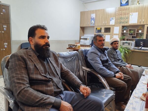 ضیافت افطاری دانش‌آموزان دبیرستان دختران فروزان ناحیه سه شیراز