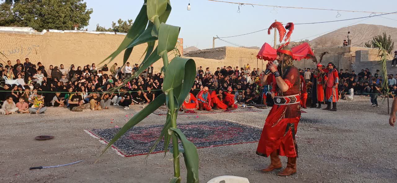 آیین تعزیه‌خوانی در عاشورای حسینی در روستای حسین آباد شیروان