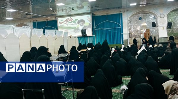 گرامیداشت حماسه  ۹ دی در کاشمر