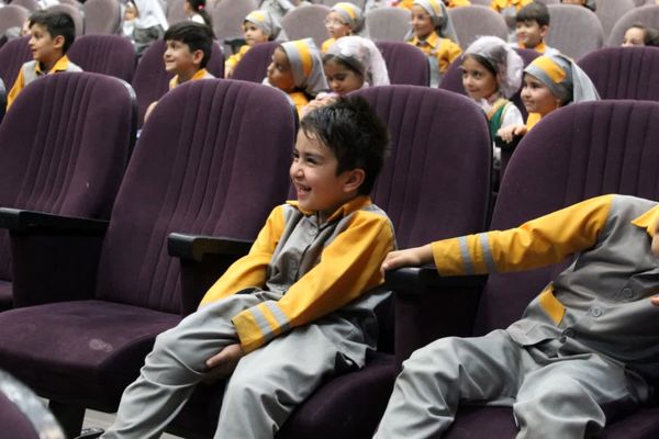 جشنواره هویت ملی اسلامی کودکستان‌های شهرستان گرمه