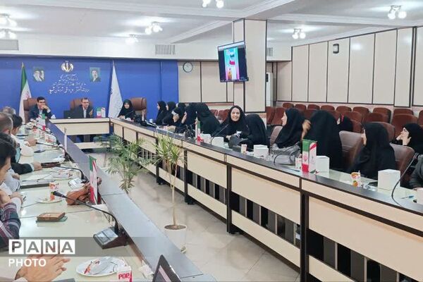  جلسه هم‌اندیشی معاونین و مربیان پرورشی در اداره آموزش و پرورش شهریار