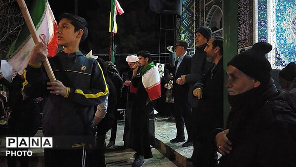 اتحاد و یکپارچگی مردم شهرستان نیشابور در اجتماعات شبانه
