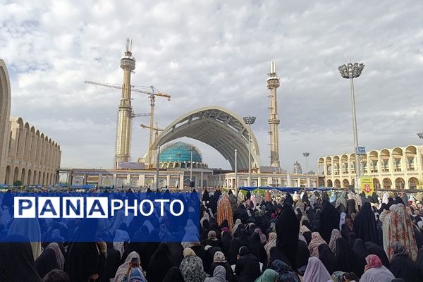 برگزاری نماز عید فطر در ناحیه دو شهرری 