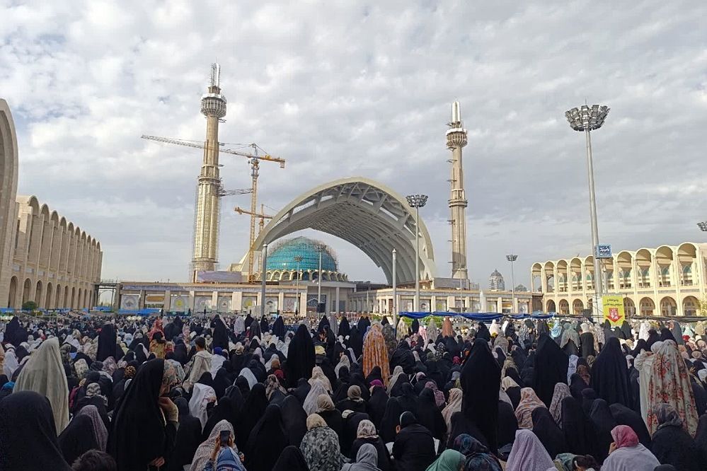 برگزاری نماز عید فطر در ناحیه دو شهرری 