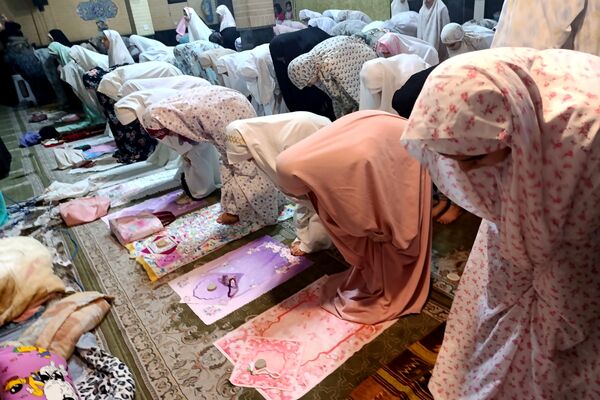 مراسم اختتامیه اعتکاف دانش آموزی در ناحیه دو شهرری 