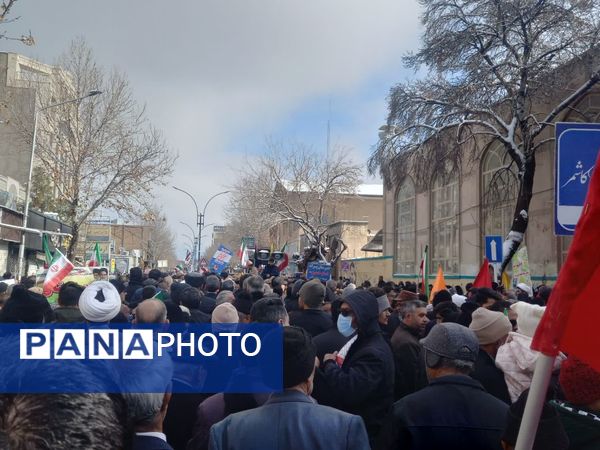 حماسه حضور مردم کاشمر در ۲۲ بهمن از قاب پانا