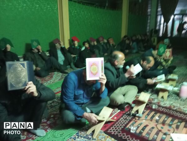 مراسم احیا در شب دوم قدر نیشابور