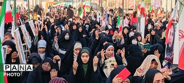 دعای عرفه در گلزار شهدای مدرسه شجره طیبه میناب