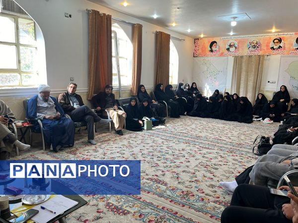 جلسه هماهنگی اعتکاف دانش‌آموزی در خاتم