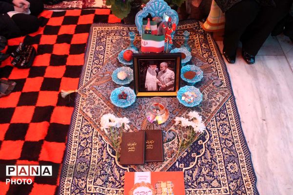 حال و هوای آغاز سال نو در جوار مزار شهدای جنگ رمضان