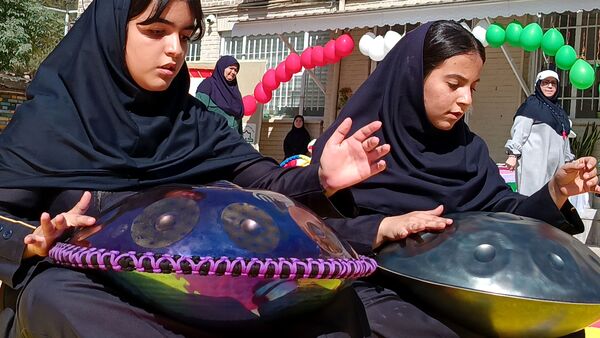 المپیاد ورزشی در دبیرستان کوثر فرهنگیان