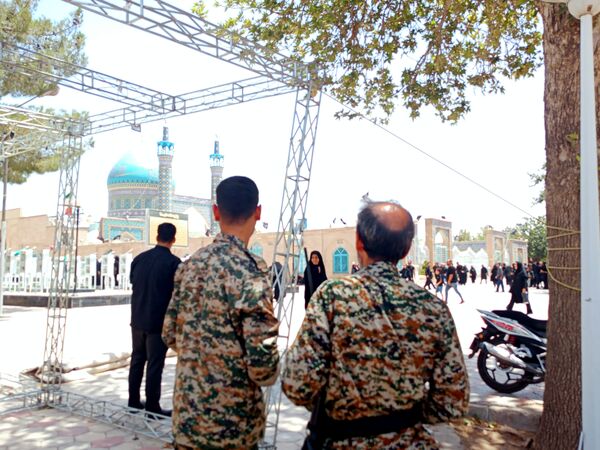 فرشتگانی که مهربانانه خدمت می‌کنند 