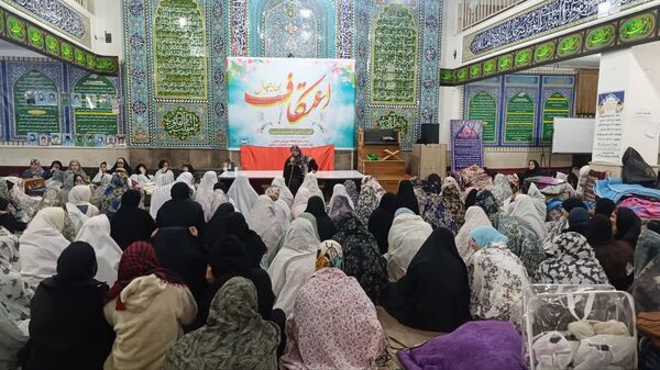 شور معنوی اعتکاف دانش‌آموزی در دامغان