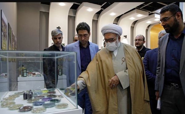 چهارمین روز از  هفدهمین نمایشگاه قرآن و عترت خراسان رضوی