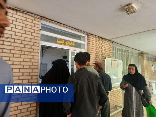 آغاز ثبت نام پایه دهم در هنرستان فنی علی شریعتی 