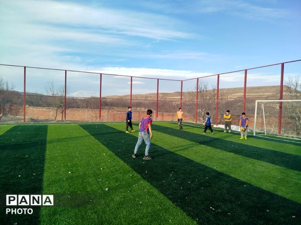 افتتاح زمین چمن مصنوعی اردوگاه المهدی (عج) مراغه