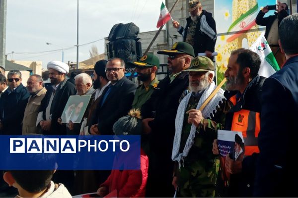 فیروزکوه یکپارچه فریاد «استقلال، آزادی» سر داد