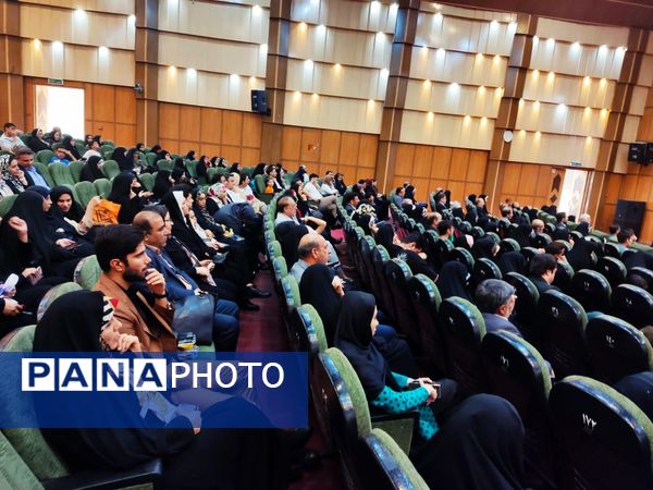 بزرگداشت مقام معلم در منطقه ۱۵