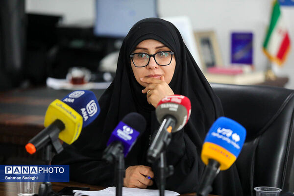 نشست خبری دومین جشنواره ملی طراحی و دوخت لباس دانش‌آموزی