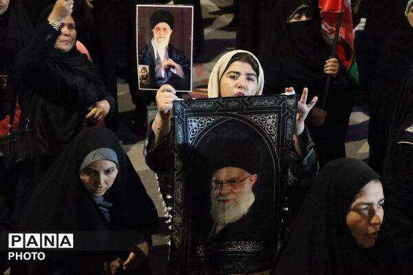 اجتماع مردمی بیعت با رهبر انقلاب در نیشابور 