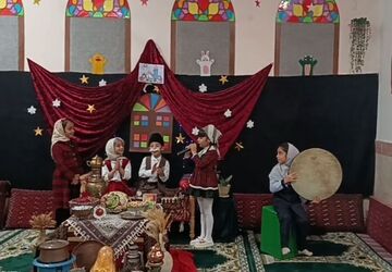 جشنواره فرهنگی هنری ماها در دبستان فاطمه اهری هاشمی 