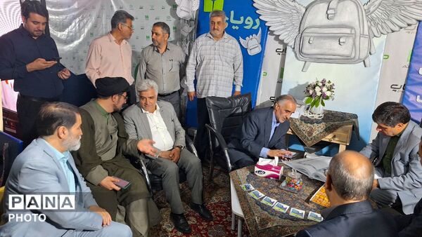 حضور فرماندار مشهد در جشن عید غدیر در میدان دانشجو