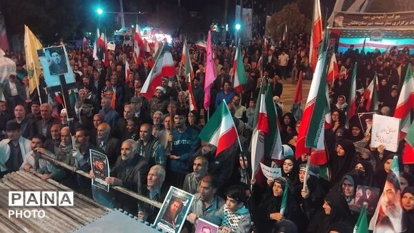نورآباد میزبان هفتاد و چهارمین موج تجمعات بیعت با رهبری 