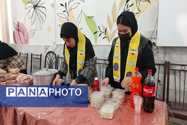 برپایی نمایشگاه و بازارچه کارو فناوری در دبیرستان شهید مجید دهنوی نیشابور
