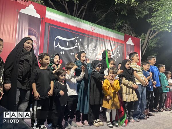 حضور پرشور نوجوانان ابرکوهی در تجمعات شبانه