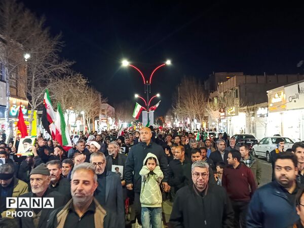 مراسم وداع با شهید پاسدار محمد صادق نظافتی در کاشمر