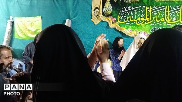 مراسم عروسی دو جوان نیشابوری در مهمانی کیلومتری  عید غدیر خم 