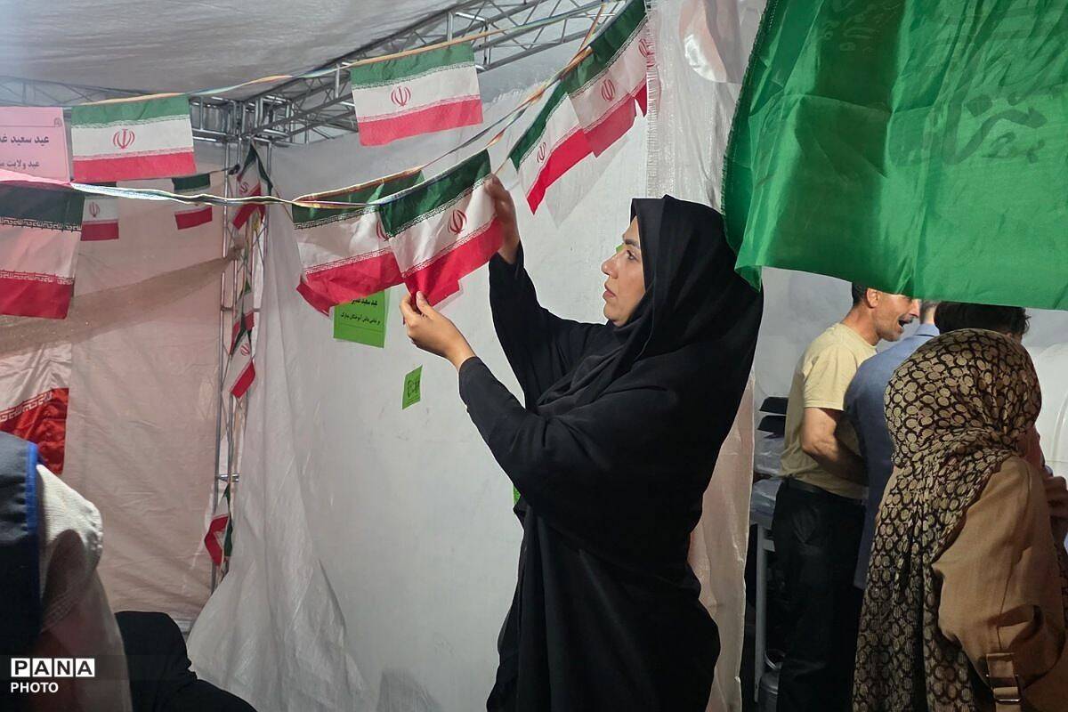 آماده‌سازی موکب‌های جشن ولایت به همت سازمان دانش‌آموزی رباط‌کریم