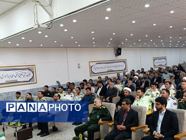  آیین و تکریم فرمانده نیروی انتظامی شهرستان خلیل آباد 