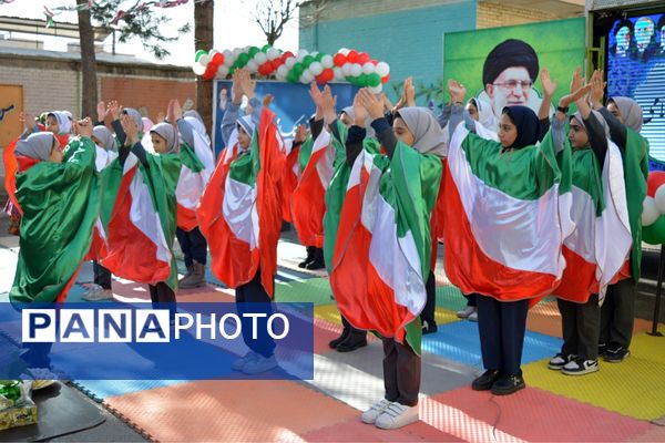 طنین زنگ انقلاب در بهارستان‌دو 