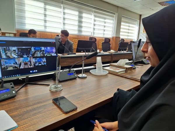  حضور پررنگ دانش‌آموزان شیرازی در پارلمان نوجوانان کشور