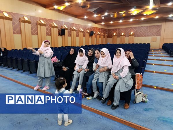 برگزاری جشن شکوفه ها در بجنورد