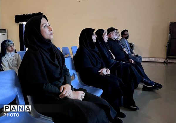 بازدید مسئولان ارشد کانون پرورش فکری از مرکز شماره ۴ بندرعباس