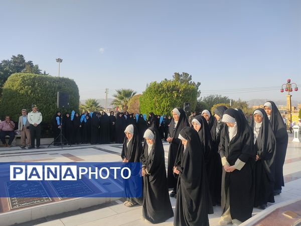 ویژه برنامه میهمانی لاله‌ها در آرامگاه شهید مدرس