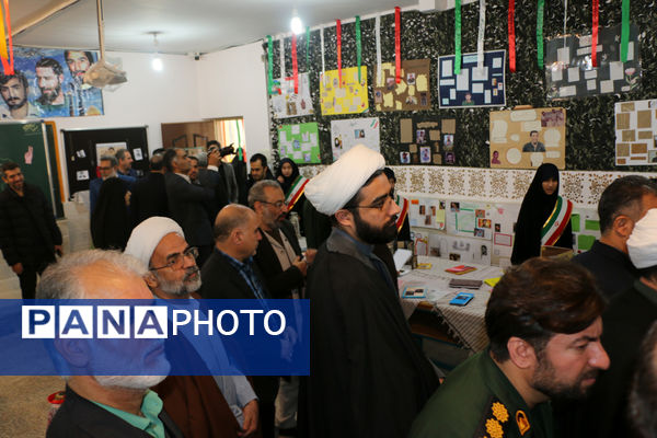 برپایی جشن «حضور تا ظهور» در دبیرستان شهیده حسنی سعدی قم