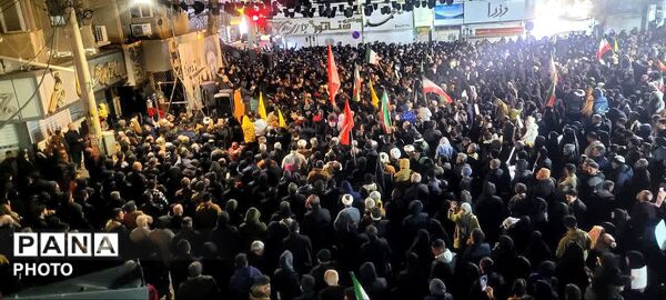 میدان لاله نظرآباد پاتوق دلدادگان رهبر