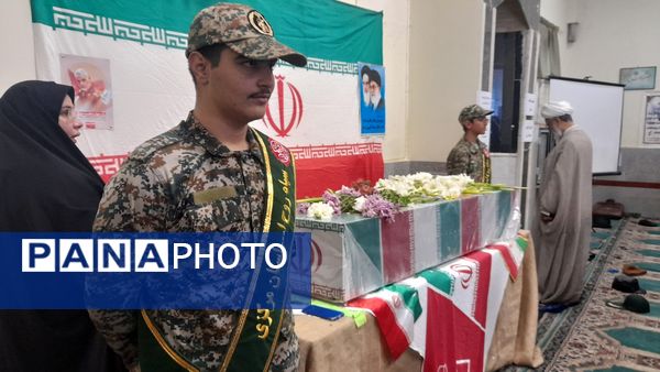 استقبال بی‌نظیر دانش‌آموزان تفرشی از قهرمانان گمنام هشت‌سال دفاع مقدس