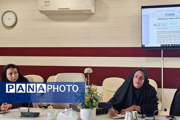 برگزاری کارگاه‌های آموزشی «زیست عفیفانه» و «مهارت‌های فرزندپروری» ویژه رابطین امور بانوان کهریزک 