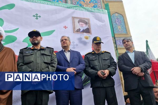 ۲۲ بهمن، میعادگاه حضور آگاهانه مردم قرچک در صحنه