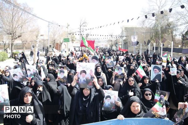 خروش و گردهمایی پرشور مردمی در اسدآباد
