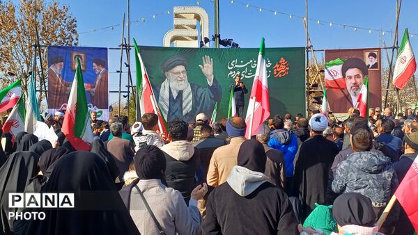  بیعت مردم رزن با سومین رهبر نظام مقدس جمهوری اسلامی ایران