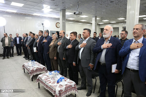 آیین بهره‌برداری همزمان از مدارس آسیب‌دیده در جنگ تحمیلی سوم